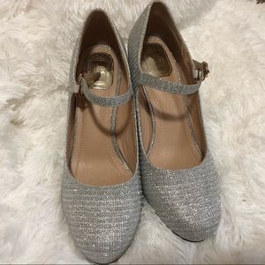 Ya Zhi Shoes size Euro39-9Us Fit like 6.5-7 US